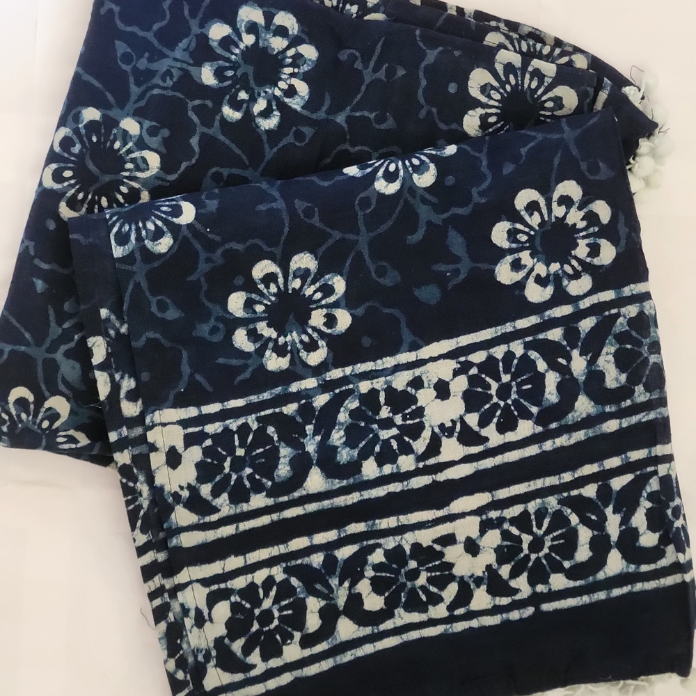 Brand New Women Cottons Scarf Pair
